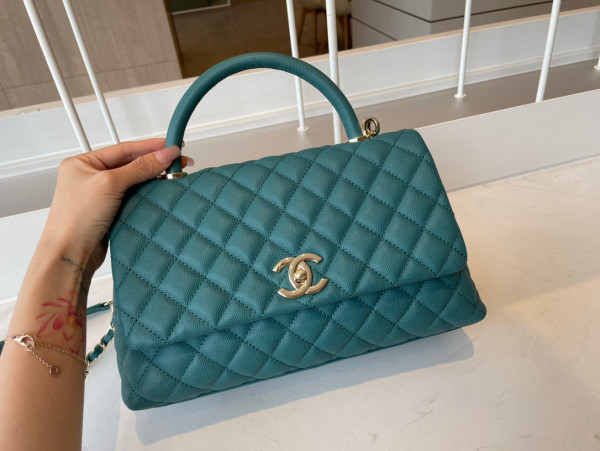 (image for) CL LARGE FLAP BAG WITH TOP HANDLE