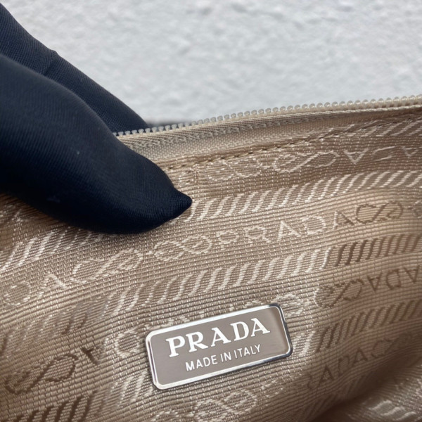 PRADA Satin mini-bag with artificial crystals [1NE515-11] CELINE CHANEL ACCESSORIES LOEWE SHOES LOUIS VUITTON DIRO YSL OTHER BRAND HANDBAGS BALENCIAGA BOTTEGA VENETA GOYARD HERMES BURBERRY VALENTINO GUCCI FENDI MIUMIU CHLOE PRADA BVLGARI SUITCASE NEW ARRIVAL 
