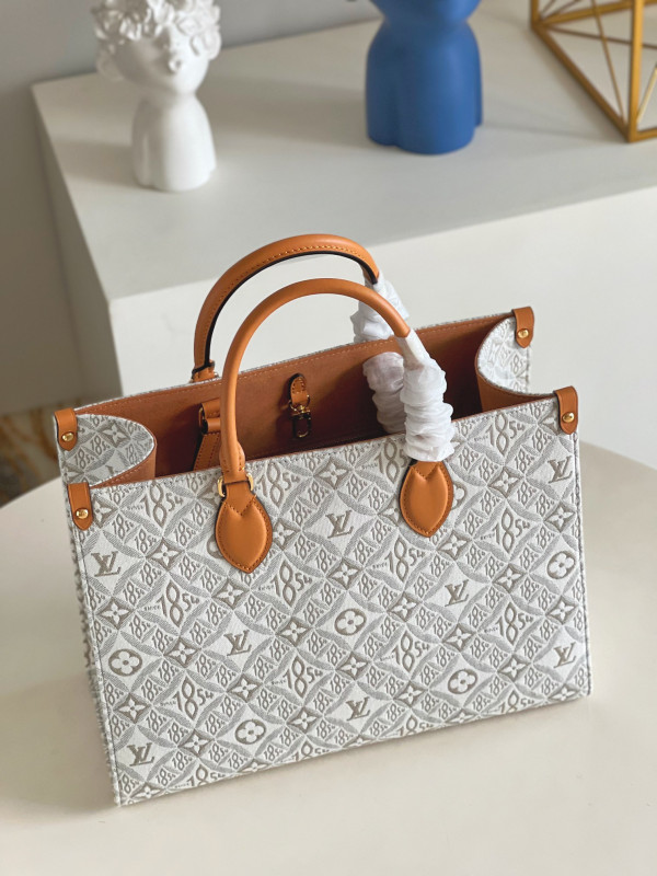 LOUIS VUITTON ONTHEGO MM [M59614] CELINE CHANEL ACCESSORIES LOEWE SHOES LOUIS VUITTON DIRO YSL OTHER BRAND HANDBAGS BALENCIAGA BOTTEGA VENETA GOYARD HERMES BURBERRY VALENTINO GUCCI FENDI MIUMIU CHLOE PRADA BVLGARI SUITCASE NEW ARRIVAL 