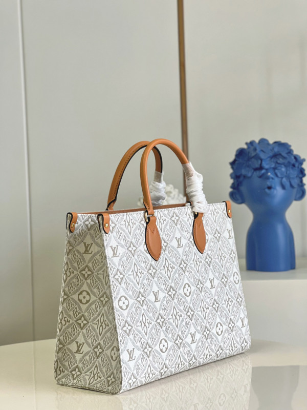 LOUIS VUITTON ONTHEGO MM [M59614] CELINE CHANEL ACCESSORIES LOEWE SHOES LOUIS VUITTON DIRO YSL OTHER BRAND HANDBAGS BALENCIAGA BOTTEGA VENETA GOYARD HERMES BURBERRY VALENTINO GUCCI FENDI MIUMIU CHLOE PRADA BVLGARI SUITCASE NEW ARRIVAL 