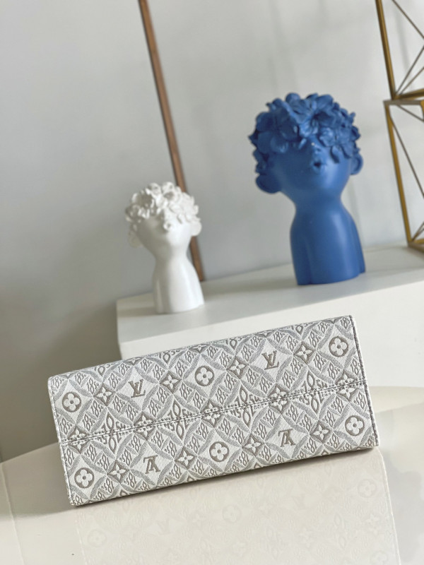 LOUIS VUITTON ONTHEGO MM [M59614] CELINE CHANEL ACCESSORIES LOEWE SHOES LOUIS VUITTON DIRO YSL OTHER BRAND HANDBAGS BALENCIAGA BOTTEGA VENETA GOYARD HERMES BURBERRY VALENTINO GUCCI FENDI MIUMIU CHLOE PRADA BVLGARI SUITCASE NEW ARRIVAL 
