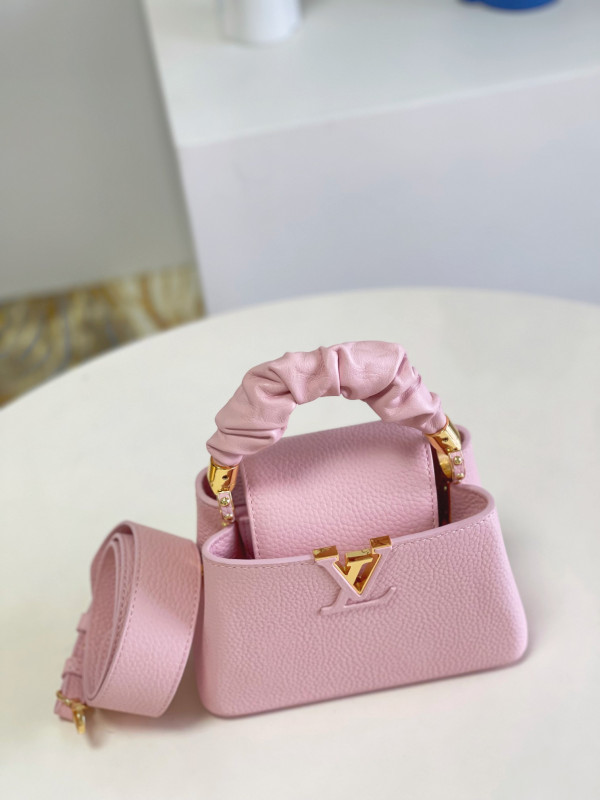 LOUIS VUITTON CAPUCINES MINI [Louis1099] CELINE CHANEL ACCESSORIES LOEWE SHOES LOUIS VUITTON DIRO YSL OTHER BRAND HANDBAGS BALENCIAGA BOTTEGA VENETA GOYARD HERMES BURBERRY VALENTINO GUCCI FENDI MIUMIU CHLOE PRADA BVLGARI SUITCASE NEW ARRIVAL 