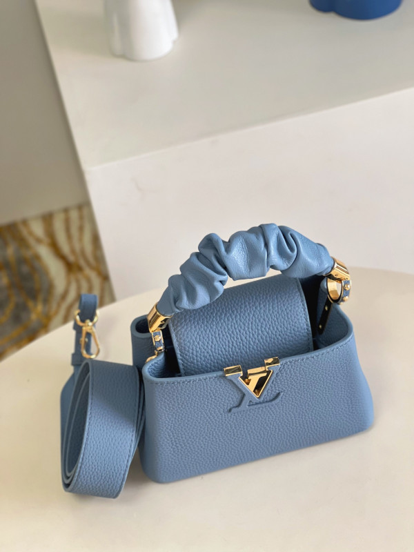 LOUIS VUITTON CAPUCINES MINI [Louis1098] CELINE CHANEL ACCESSORIES LOEWE SHOES LOUIS VUITTON DIRO YSL OTHER BRAND HANDBAGS BALENCIAGA BOTTEGA VENETA GOYARD HERMES BURBERRY VALENTINO GUCCI FENDI MIUMIU CHLOE PRADA BVLGARI SUITCASE NEW ARRIVAL 