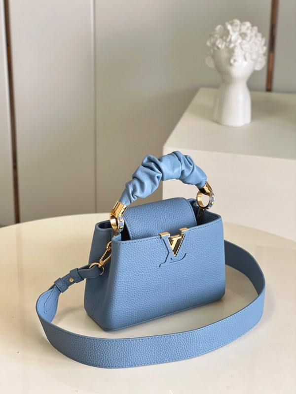 LOUIS VUITTON CAPUCINES MINI [Louis1098] CELINE CHANEL ACCESSORIES LOEWE SHOES LOUIS VUITTON DIRO YSL OTHER BRAND HANDBAGS BALENCIAGA BOTTEGA VENETA GOYARD HERMES BURBERRY VALENTINO GUCCI FENDI MIUMIU CHLOE PRADA BVLGARI SUITCASE NEW ARRIVAL 