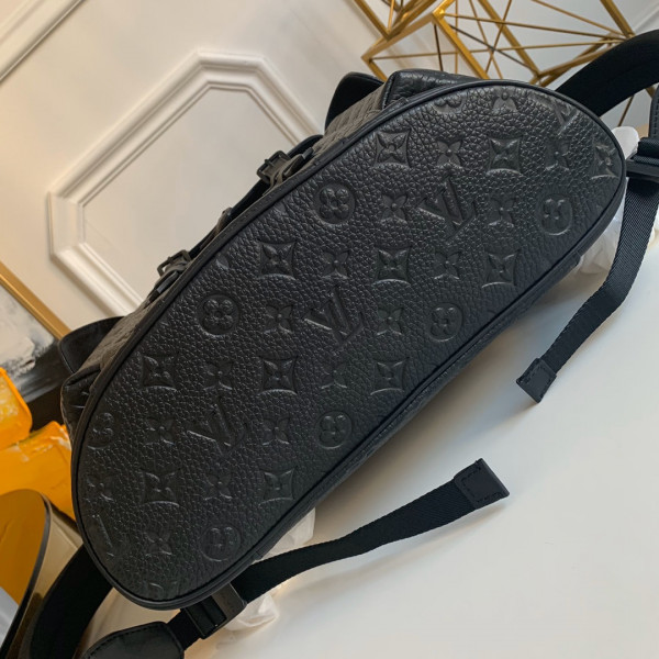 LOUIS VUITTON CHRISTOPHER PM [M55699] CELINE CHANEL ACCESSORIES LOEWE SHOES LOUIS VUITTON DIRO YSL OTHER BRAND HANDBAGS BALENCIAGA BOTTEGA VENETA GOYARD HERMES BURBERRY VALENTINO GUCCI FENDI MIUMIU CHLOE PRADA BVLGARI SUITCASE NEW ARRIVAL 