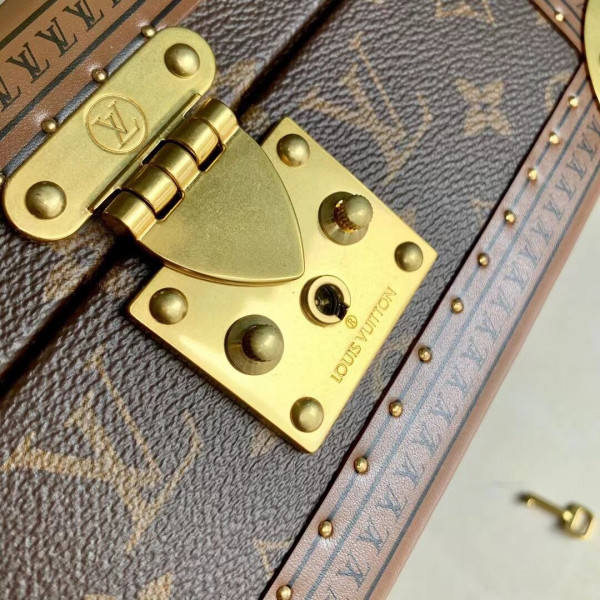 LOUIS VUITTON JEWELRY BOX [M13513] CELINE CHANEL ACCESSORIES LOEWE SHOES LOUIS VUITTON DIRO YSL OTHER BRAND HANDBAGS BALENCIAGA BOTTEGA VENETA GOYARD HERMES BURBERRY VALENTINO GUCCI FENDI MIUMIU CHLOE PRADA BVLGARI SUITCASE NEW ARRIVAL 