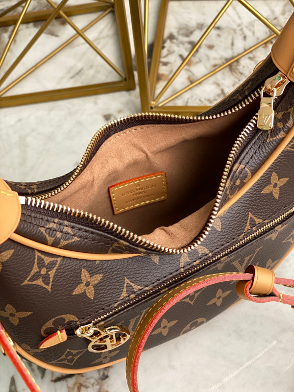 LOUIS VUITTON LOOP [M81098] CELINE CHANEL ACCESSORIES LOEWE SHOES LOUIS VUITTON DIRO YSL OTHER BRAND HANDBAGS BALENCIAGA BOTTEGA VENETA GOYARD HERMES BURBERRY VALENTINO GUCCI FENDI MIUMIU CHLOE PRADA BVLGARI SUITCASE NEW ARRIVAL 