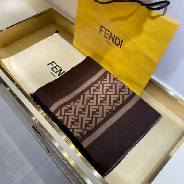 FENDI SCARF [Fendi418] CELINE CHANEL ACCESSORIES LOEWE SHOES LOUIS VUITTON DIRO YSL OTHER BRAND HANDBAGS BALENCIAGA BOTTEGA VENETA GOYARD HERMES BURBERRY VALENTINO GUCCI FENDI MIUMIU CHLOE PRADA BVLGARI SUITCASE NEW ARRIVAL 