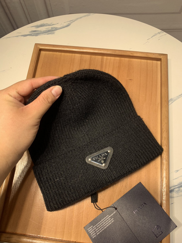 PRADA HAT [Prada117] CELINE CHANEL ACCESSORIES LOEWE SHOES LOUIS VUITTON DIRO YSL OTHER BRAND HANDBAGS BALENCIAGA BOTTEGA VENETA GOYARD HERMES BURBERRY VALENTINO GUCCI FENDI MIUMIU CHLOE PRADA BVLGARI SUITCASE NEW ARRIVAL 