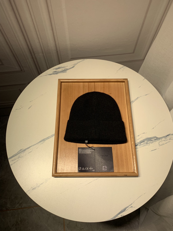 PRADA HAT [Prada117] CELINE CHANEL ACCESSORIES LOEWE SHOES LOUIS VUITTON DIRO YSL OTHER BRAND HANDBAGS BALENCIAGA BOTTEGA VENETA GOYARD HERMES BURBERRY VALENTINO GUCCI FENDI MIUMIU CHLOE PRADA BVLGARI SUITCASE NEW ARRIVAL 