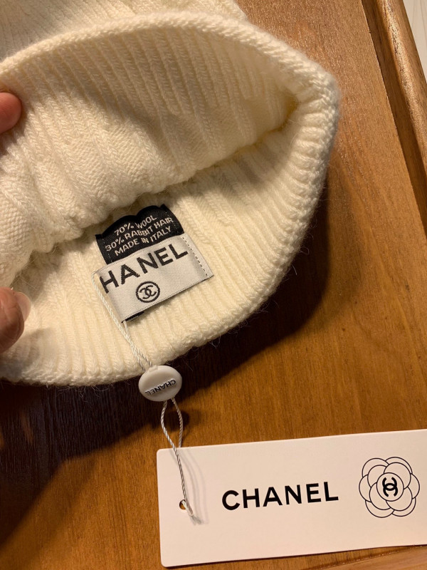 CL HAT [Cl2001] CELINE CHANEL ACCESSORIES LOEWE SHOES LOUIS VUITTON DIRO YSL OTHER BRAND HANDBAGS BALENCIAGA BOTTEGA VENETA GOYARD HERMES BURBERRY VALENTINO GUCCI FENDI MIUMIU CHLOE PRADA BVLGARI SUITCASE NEW ARRIVAL 