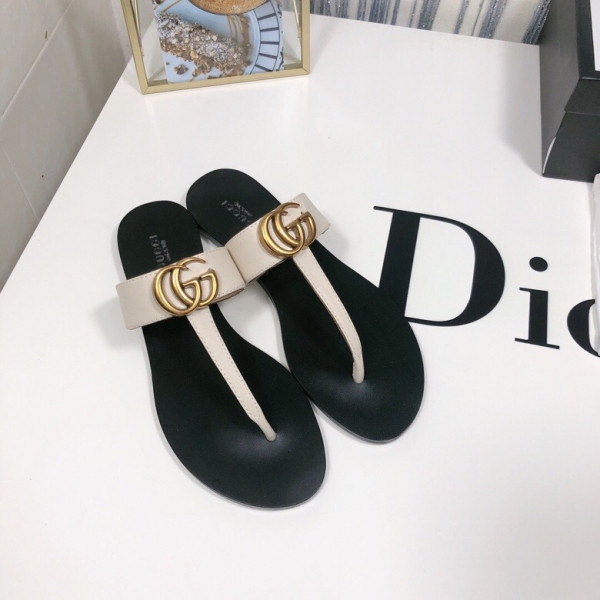 (image for) GUCCI Leather thong sandal with Double G