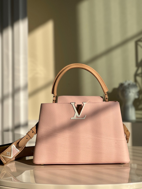(image for) LOUIS VUITTON CAPUCINES MM