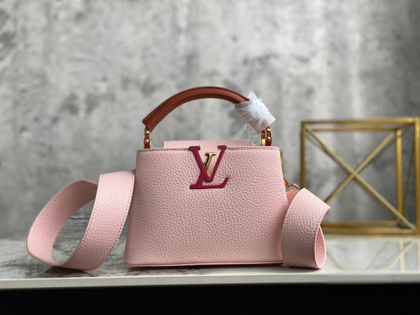 (image for) LOUIS VUITTON CAPUCINES MINI