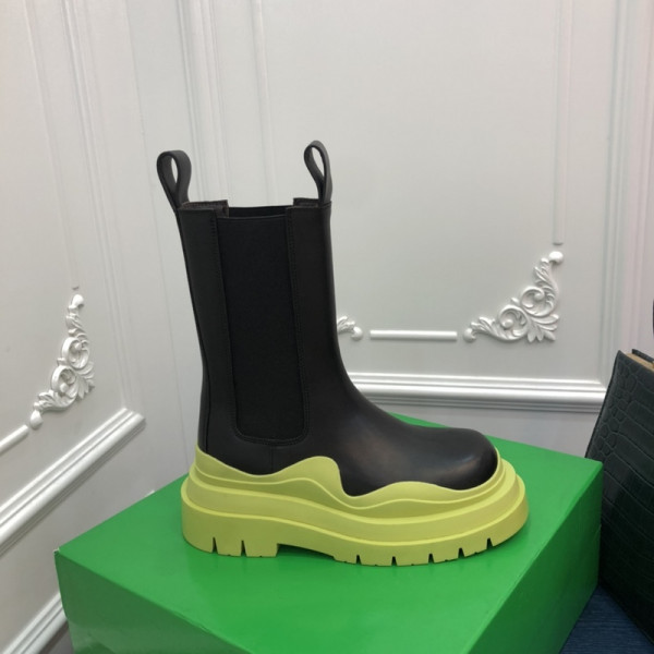 (image for) BOTTEGA VENETA TIRE