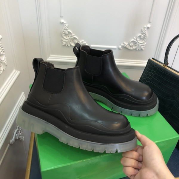 (image for) BOTTEGA VENETA TIRE