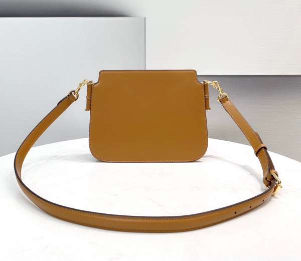(image for) FENDI TOUCH