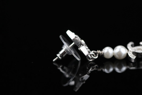 (image for) CL EARRINGS