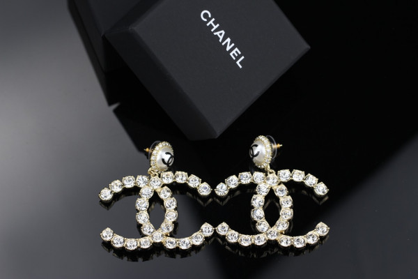 (image for) CL EARRINGS
