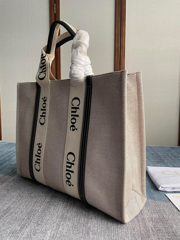 (image for) CHLO? LARGE WOODY TOTE BAG