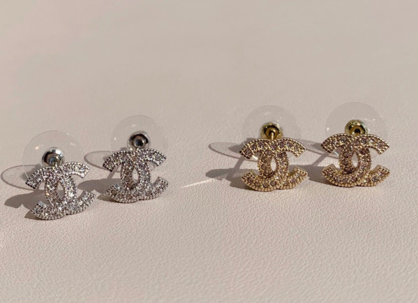 (image for) CL EARRINGS