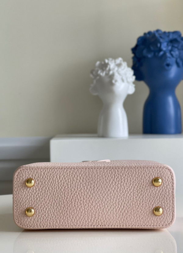 (image for) LOUIS VUITTON CAPUCINES MINI