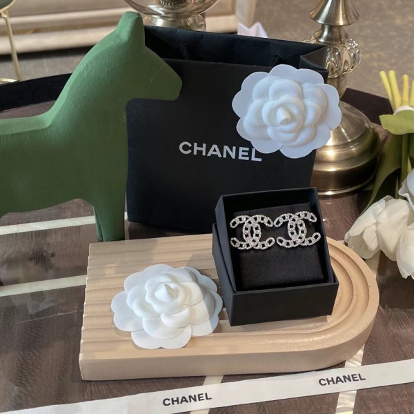 (image for) CL EARRINGS