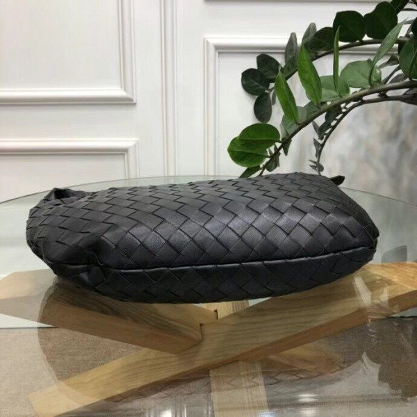 BOTTEGA VENETA Small Jodie [Bottega101] CELINE CHANEL ACCESSORIES LOEWE SHOES LOUIS VUITTON DIRO YSL OTHER BRAND HANDBAGS BALENCIAGA BOTTEGA VENETA GOYARD HERMES BURBERRY VALENTINO GUCCI FENDI MIUMIU CHLOE PRADA BVLGARI SUITCASE NEW ARRIVAL 