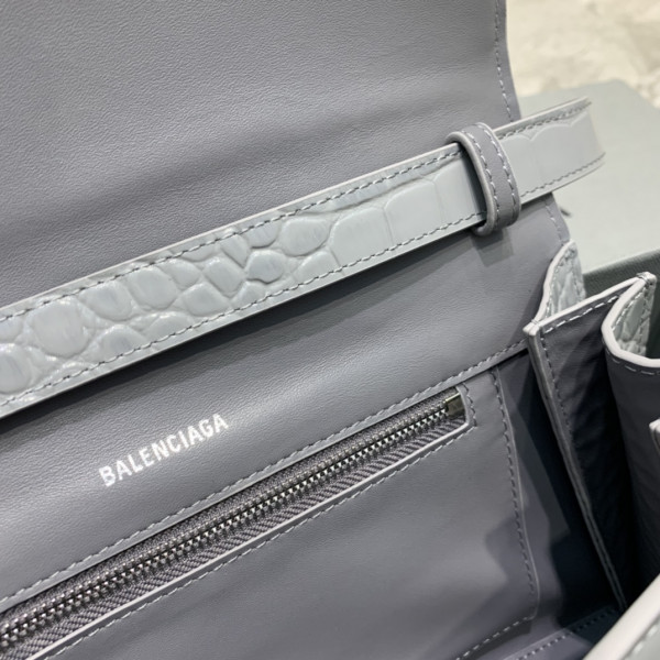 BALENCIAGA HOURGLASS CHAIN BAG [Balenciaga313] CELINE CHANEL ACCESSORIES LOEWE SHOES LOUIS VUITTON DIRO YSL OTHER BRAND HANDBAGS BALENCIAGA BOTTEGA VENETA GOYARD HERMES BURBERRY VALENTINO GUCCI FENDI MIUMIU CHLOE PRADA BVLGARI SUITCASE NEW ARRIVAL 