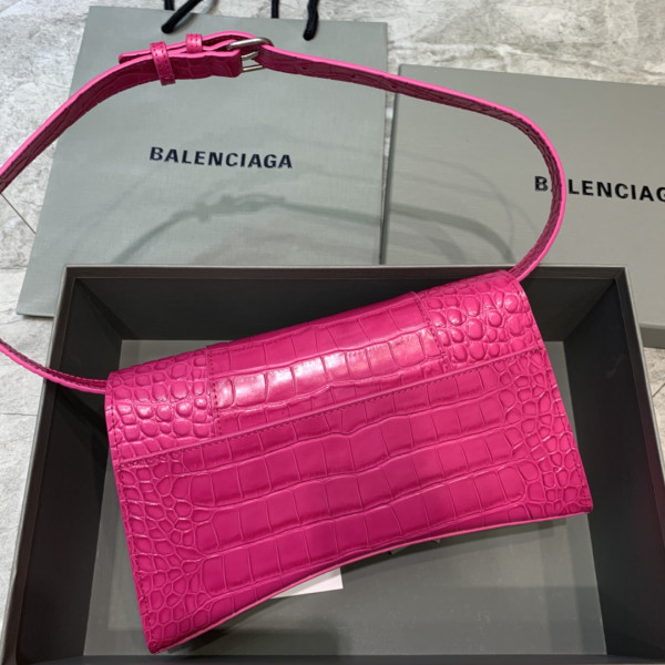 BALENCIAGA HOURGLASS CHAIN BAG [Balenciaga310] CELINE CHANEL ACCESSORIES LOEWE SHOES LOUIS VUITTON DIRO YSL OTHER BRAND HANDBAGS BALENCIAGA BOTTEGA VENETA GOYARD HERMES BURBERRY VALENTINO GUCCI FENDI MIUMIU CHLOE PRADA BVLGARI SUITCASE NEW ARRIVAL 