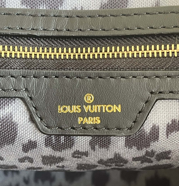 LOUIS VUITTON KEEPALL BANDOULI?RE 45 [M58656] CELINE CHANEL ACCESSORIES LOEWE SHOES LOUIS VUITTON DIRO YSL OTHER BRAND HANDBAGS BALENCIAGA BOTTEGA VENETA GOYARD HERMES BURBERRY VALENTINO GUCCI FENDI MIUMIU CHLOE PRADA BVLGARI SUITCASE NEW ARRIVAL 