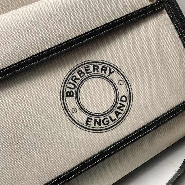 BURBERRY Medium Logo Graphic Canvas and Leather Pocket Bag [Burberry169] CELINE CHANEL ACCESSORIES LOEWE SHOES LOUIS VUITTON DIRO YSL OTHER BRAND HANDBAGS BALENCIAGA BOTTEGA VENETA GOYARD HERMES BURBERRY VALENTINO GUCCI FENDI MIUMIU CHLOE PRADA BVLGARI SUITCASE NEW ARRIVAL 