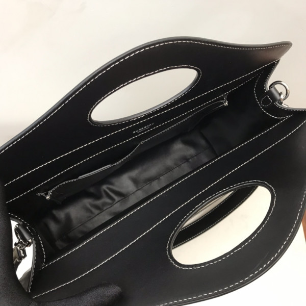 BURBERRY Medium Two-tone Canvas and Leather Pocket Tote [Burberry168] CELINE CHANEL ACCESSORIES LOEWE SHOES LOUIS VUITTON DIRO YSL OTHER BRAND HANDBAGS BALENCIAGA BOTTEGA VENETA GOYARD HERMES BURBERRY VALENTINO GUCCI FENDI MIUMIU CHLOE PRADA BVLGARI SUITCASE NEW ARRIVAL 