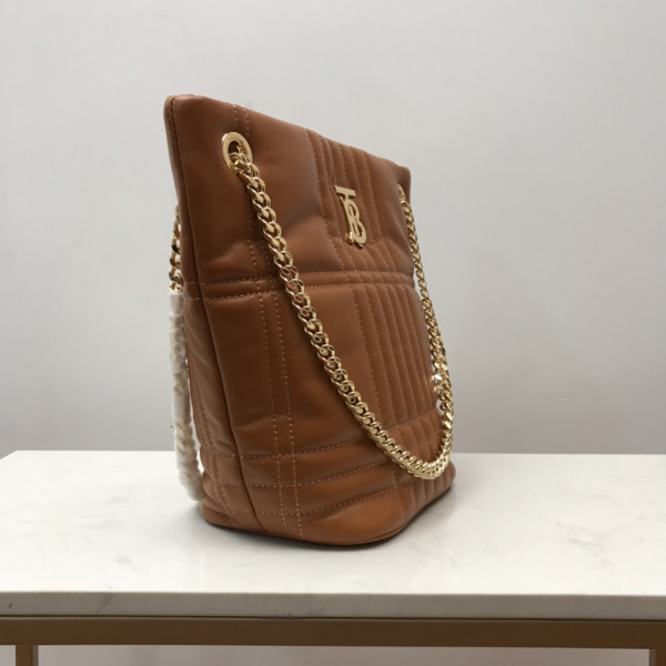 BURBERRY Small Quilted Lambskin Lola Bucket Bag [Burberry161] CELINE CHANEL ACCESSORIES LOEWE SHOES LOUIS VUITTON DIRO YSL OTHER BRAND HANDBAGS BALENCIAGA BOTTEGA VENETA GOYARD HERMES BURBERRY VALENTINO GUCCI FENDI MIUMIU CHLOE PRADA BVLGARI SUITCASE NEW ARRIVAL 
