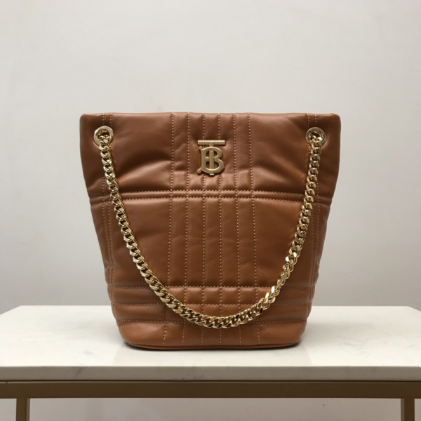 BURBERRY Small Quilted Lambskin Lola Bucket Bag [Burberry161] CELINE CHANEL ACCESSORIES LOEWE SHOES LOUIS VUITTON DIRO YSL OTHER BRAND HANDBAGS BALENCIAGA BOTTEGA VENETA GOYARD HERMES BURBERRY VALENTINO GUCCI FENDI MIUMIU CHLOE PRADA BVLGARI SUITCASE NEW ARRIVAL 