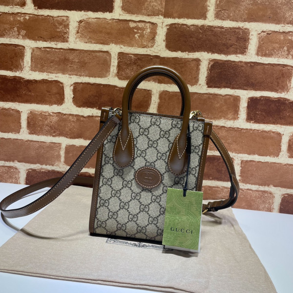 Gucci Mini tote bag with Interlocking G [671623-1] CELINE CHANEL ACCESSORIES LOEWE SHOES LOUIS VUITTON DIRO YSL OTHER BRAND HANDBAGS BALENCIAGA BOTTEGA VENETA GOYARD HERMES BURBERRY VALENTINO GUCCI FENDI MIUMIU CHLOE PRADA BVLGARI SUITCASE NEW ARRIVAL 