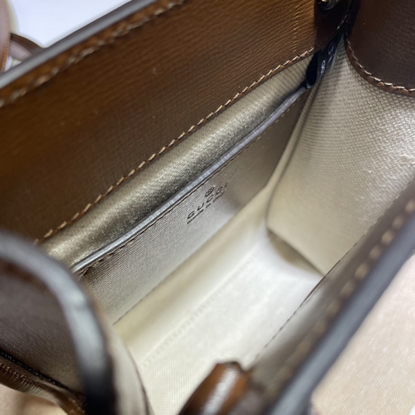 Gucci Mini tote bag with Interlocking G [671623-1] CELINE CHANEL ACCESSORIES LOEWE SHOES LOUIS VUITTON DIRO YSL OTHER BRAND HANDBAGS BALENCIAGA BOTTEGA VENETA GOYARD HERMES BURBERRY VALENTINO GUCCI FENDI MIUMIU CHLOE PRADA BVLGARI SUITCASE NEW ARRIVAL 