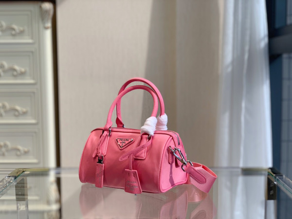 (image for) PRADA Re-Edition 2005 Nylon Bag