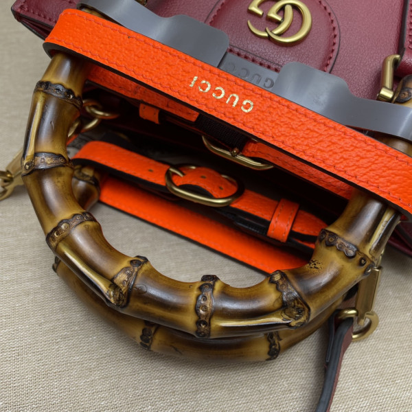 Gucci Diana mini tote bag [655661-7] CELINE CHANEL ACCESSORIES LOEWE SHOES LOUIS VUITTON DIRO YSL OTHER BRAND HANDBAGS BALENCIAGA BOTTEGA VENETA GOYARD HERMES BURBERRY VALENTINO GUCCI FENDI MIUMIU CHLOE PRADA BVLGARI SUITCASE NEW ARRIVAL 