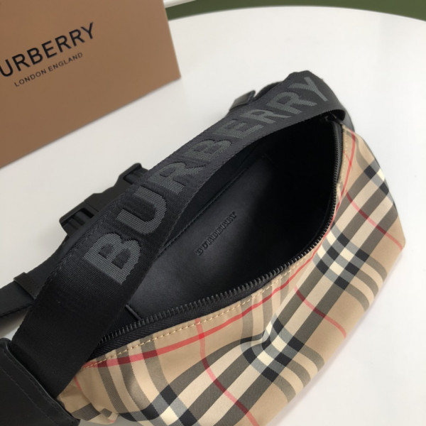 BURBERRY BUM BAG [Burberry158] CELINE CHANEL ACCESSORIES LOEWE SHOES LOUIS VUITTON DIRO YSL OTHER BRAND HANDBAGS BALENCIAGA BOTTEGA VENETA GOYARD HERMES BURBERRY VALENTINO GUCCI FENDI MIUMIU CHLOE PRADA BVLGARI SUITCASE NEW ARRIVAL 