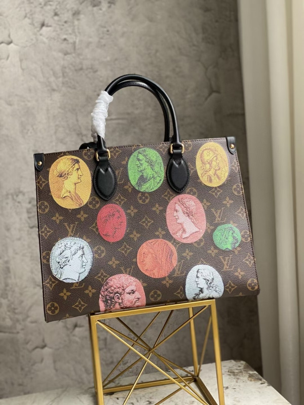 LOUIS VUITTON ONTHEGO MM [Louis1034] CELINE CHANEL ACCESSORIES LOEWE SHOES LOUIS VUITTON DIRO YSL OTHER BRAND HANDBAGS BALENCIAGA BOTTEGA VENETA GOYARD HERMES BURBERRY VALENTINO GUCCI FENDI MIUMIU CHLOE PRADA BVLGARI SUITCASE NEW ARRIVAL 