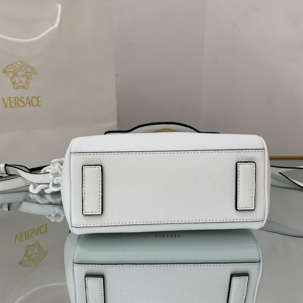 VERSACE LA MEDUSA SMALL HANDBAG [Versace28] CELINE CHANEL ACCESSORIES LOEWE SHOES LOUIS VUITTON DIRO YSL OTHER BRAND HANDBAGS BALENCIAGA BOTTEGA VENETA GOYARD HERMES BURBERRY VALENTINO GUCCI FENDI MIUMIU CHLOE PRADA BVLGARI SUITCASE NEW ARRIVAL 
