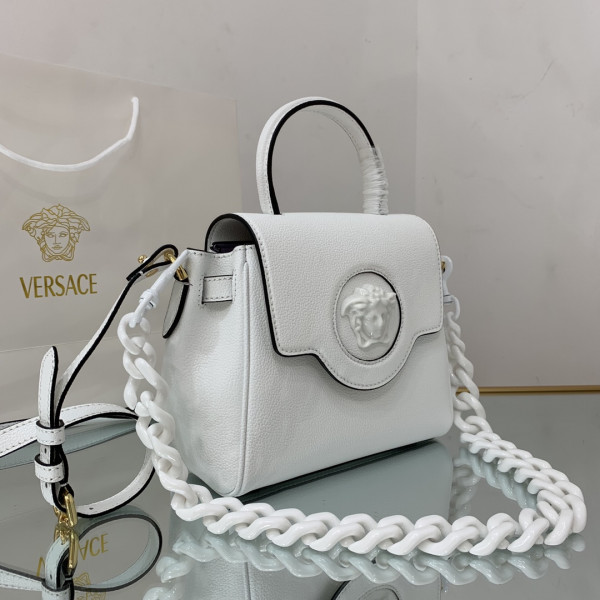 VERSACE LA MEDUSA SMALL HANDBAG [Versace28] CELINE CHANEL ACCESSORIES LOEWE SHOES LOUIS VUITTON DIRO YSL OTHER BRAND HANDBAGS BALENCIAGA BOTTEGA VENETA GOYARD HERMES BURBERRY VALENTINO GUCCI FENDI MIUMIU CHLOE PRADA BVLGARI SUITCASE NEW ARRIVAL 