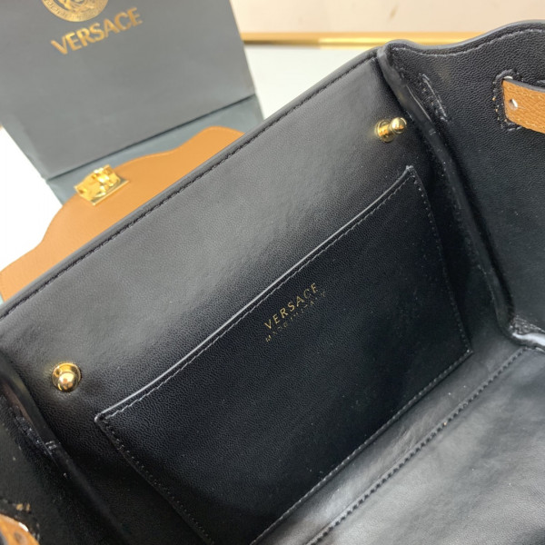 VERSACE LA MEDUSA SMALL HANDBAG [Versace26] CELINE CHANEL ACCESSORIES LOEWE SHOES LOUIS VUITTON DIRO YSL OTHER BRAND HANDBAGS BALENCIAGA BOTTEGA VENETA GOYARD HERMES BURBERRY VALENTINO GUCCI FENDI MIUMIU CHLOE PRADA BVLGARI SUITCASE NEW ARRIVAL 