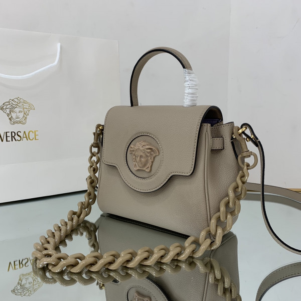 VERSACE LA MEDUSA SMALL HANDBAG [Versace23] CELINE CHANEL ACCESSORIES LOEWE SHOES LOUIS VUITTON DIRO YSL OTHER BRAND HANDBAGS BALENCIAGA BOTTEGA VENETA GOYARD HERMES BURBERRY VALENTINO GUCCI FENDI MIUMIU CHLOE PRADA BVLGARI SUITCASE NEW ARRIVAL 