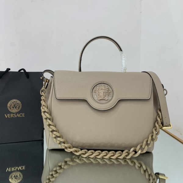 VERSACE LA MEDUSA LARGE HANDBAG [Versace21] CELINE CHANEL ACCESSORIES LOEWE SHOES LOUIS VUITTON DIRO YSL OTHER BRAND HANDBAGS BALENCIAGA BOTTEGA VENETA GOYARD HERMES BURBERRY VALENTINO GUCCI FENDI MIUMIU CHLOE PRADA BVLGARI SUITCASE NEW ARRIVAL 