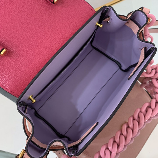 VERSACE LA MEDUSA SMALL HANDBAG [Versace5] CELINE CHANEL ACCESSORIES LOEWE SHOES LOUIS VUITTON DIRO YSL OTHER BRAND HANDBAGS BALENCIAGA BOTTEGA VENETA GOYARD HERMES BURBERRY VALENTINO GUCCI FENDI MIUMIU CHLOE PRADA BVLGARI SUITCASE NEW ARRIVAL 