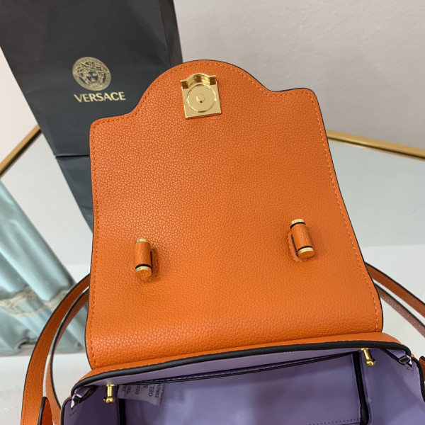 VERSACE LA MEDUSA SMALL HANDBAG [Versace3] CELINE CHANEL ACCESSORIES LOEWE SHOES LOUIS VUITTON DIRO YSL OTHER BRAND HANDBAGS BALENCIAGA BOTTEGA VENETA GOYARD HERMES BURBERRY VALENTINO GUCCI FENDI MIUMIU CHLOE PRADA BVLGARI SUITCASE NEW ARRIVAL 