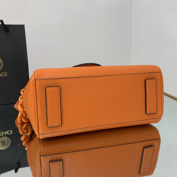 VERSACE LA MEDUSA MEDIUM HANDBAG [Versace2] CELINE CHANEL ACCESSORIES LOEWE SHOES LOUIS VUITTON DIRO YSL OTHER BRAND HANDBAGS BALENCIAGA BOTTEGA VENETA GOYARD HERMES BURBERRY VALENTINO GUCCI FENDI MIUMIU CHLOE PRADA BVLGARI SUITCASE NEW ARRIVAL 