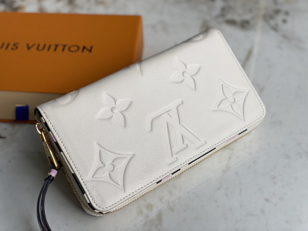 LOUIS VUITTON ZIPPY WALLET [Louis1033] CELINE CHANEL ACCESSORIES LOEWE SHOES LOUIS VUITTON DIRO YSL OTHER BRAND HANDBAGS BALENCIAGA BOTTEGA VENETA GOYARD HERMES BURBERRY VALENTINO GUCCI FENDI MIUMIU CHLOE PRADA BVLGARI SUITCASE NEW ARRIVAL 
